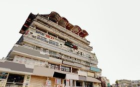 Flagship 76205 Hotel New Relax